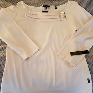 Ladies long sleeve top